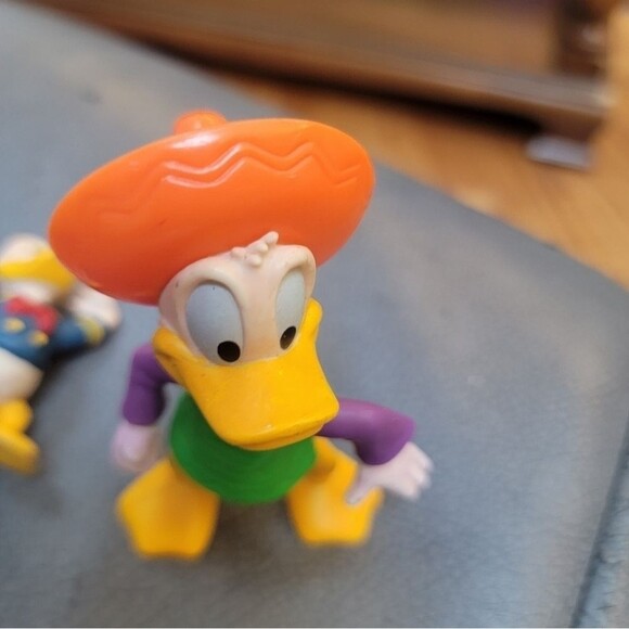 VINTAGE Disney Plastic Toy Mini Figure Lot - Picture 3 of 4